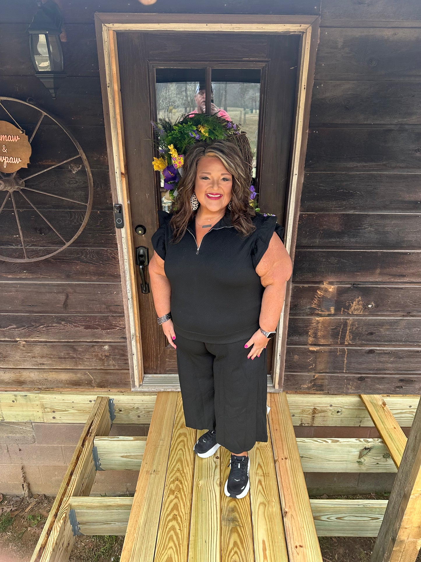 *PREORDER ships 3/22* Black Textured Batwing Sleeve Tee & Wide Leg Pants Plus Size Set
