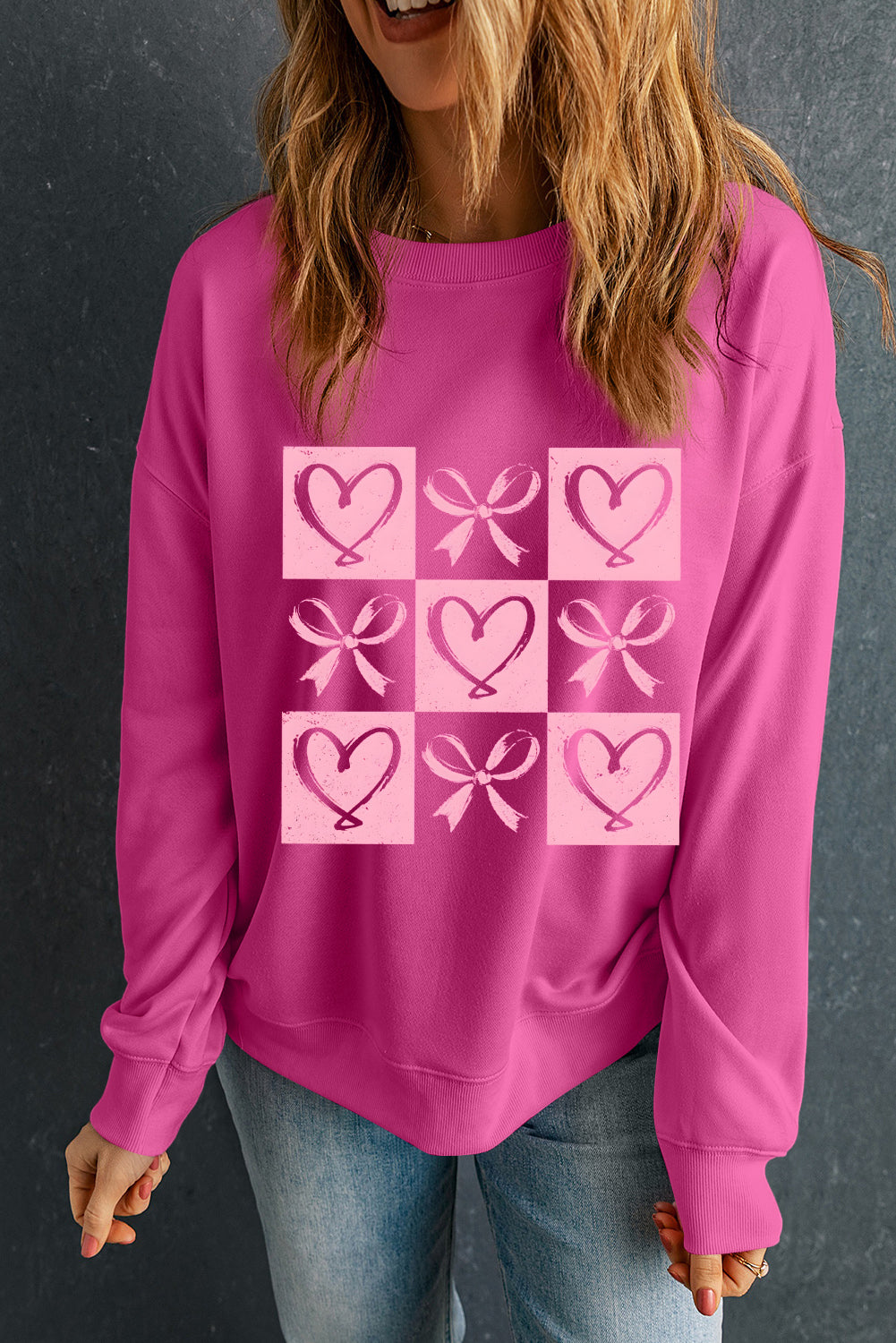 Bonbon Heart Shape Bow Checker Graphic Valentine Drop Shoulder Sweatshirt