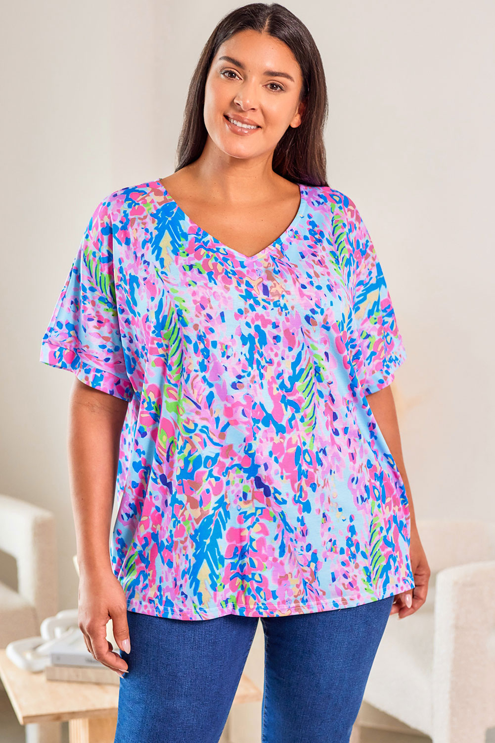 Plus Size Printed V Neck T-shirt