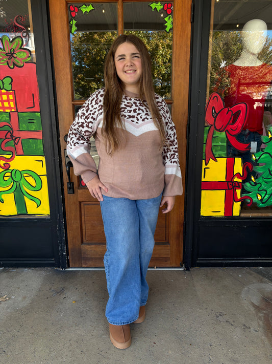 Straw Yellow Leopard Colorblock Patchwork Round Neck Sweater