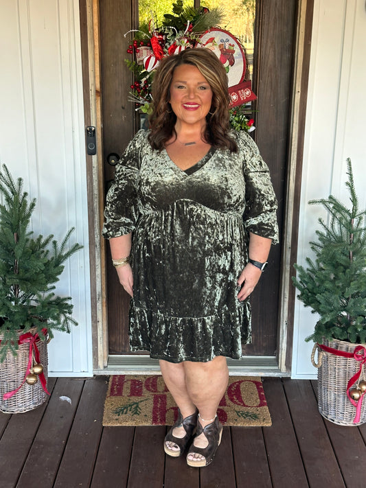 Jungle Green Plus Size Velvet Babydoll Mini Dress