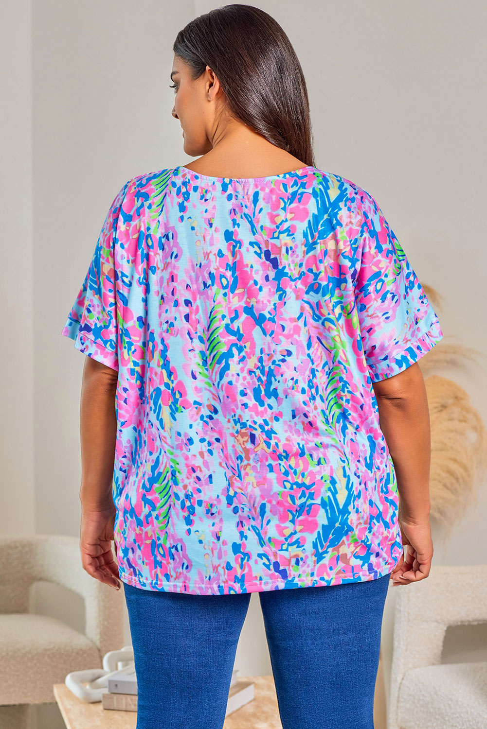 Plus Size Printed V Neck T-shirt