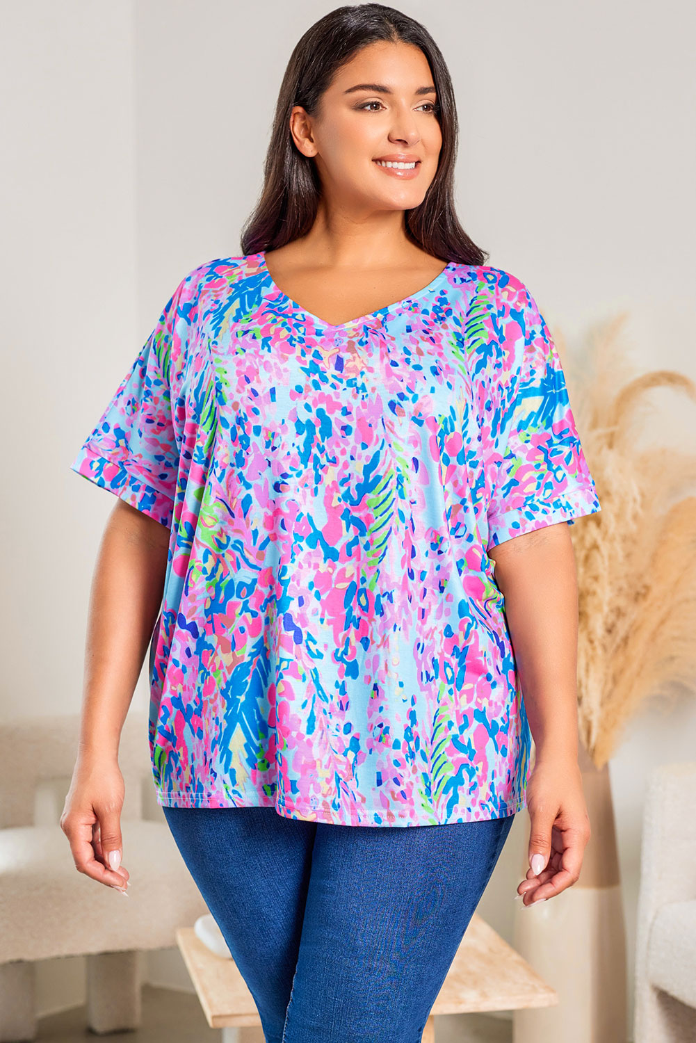 Plus Size Printed V Neck T-shirt